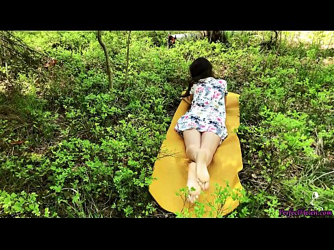 ❤️ Vreemdeling op Tinder masturbeer my poes en naai passievol in die bos ❌ Fokvideo by ons af.mouthporn.ru