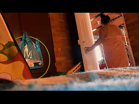 ❤️ My oom volg my in die stort, hy naai my terwyl ek stort. ❌ Fokvideo by ons af.mouthporn.ru